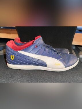 Puma Men's Puma Scuderia Ferrari sneakers in a blue, white, red tennis shoe 12